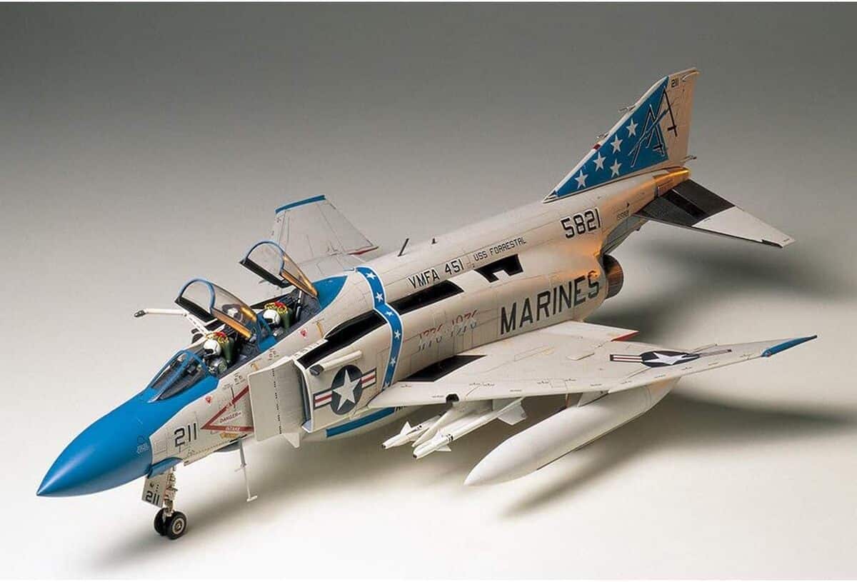 Test du MC Donnell F-4j Phantom - Tamiya 60306
