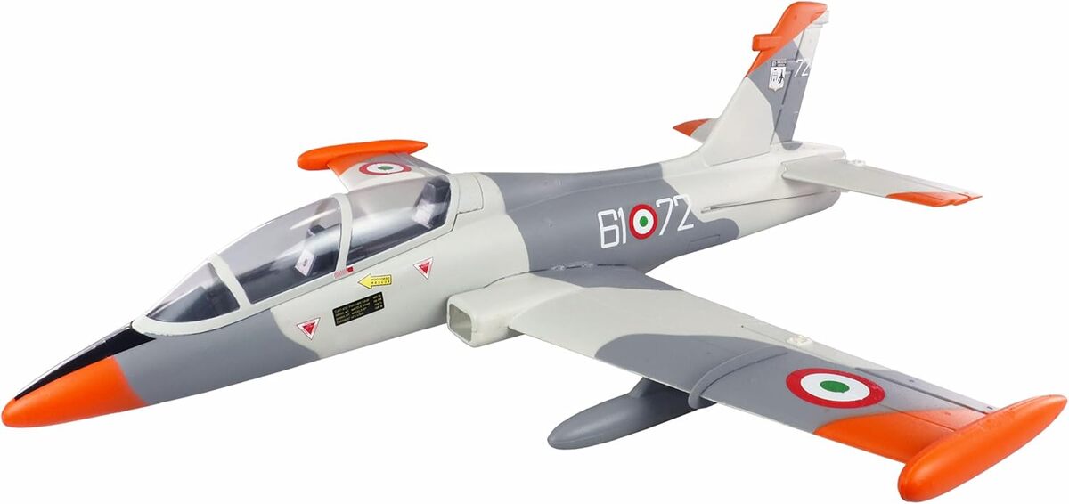 Test : jet RC Amewi AMXFlight MB-339 PNP 820mm