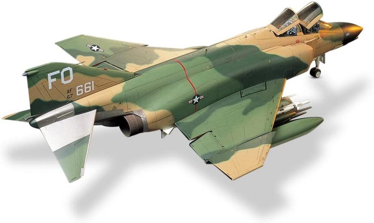 Test : maquette avion Tamiya F-4 Phantom II