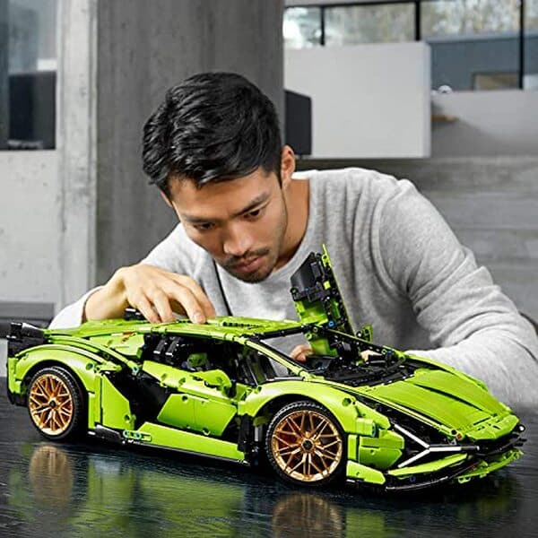 Découvrez l'expérience de montage ultime avec la lego technic lamborghini sián FKP 37 et plongez dans un univers de créativité et de performance fascinant.