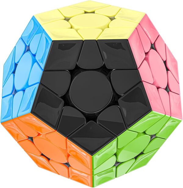 Découvrez notre analyse détaillée du rubik's Cube Megaminx MagLev V2 par Bukefuno : rapidité, innovations et performances impressionnantes pour les passionnés de puzzles.