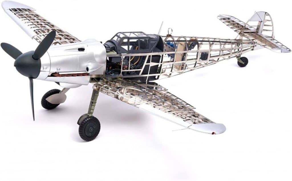 Test de la maquette en métal Messerschmitt BF109G d'Artesanía Latina
